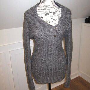 Vintage Guess grey cable knit sweater w buttons Sz Large